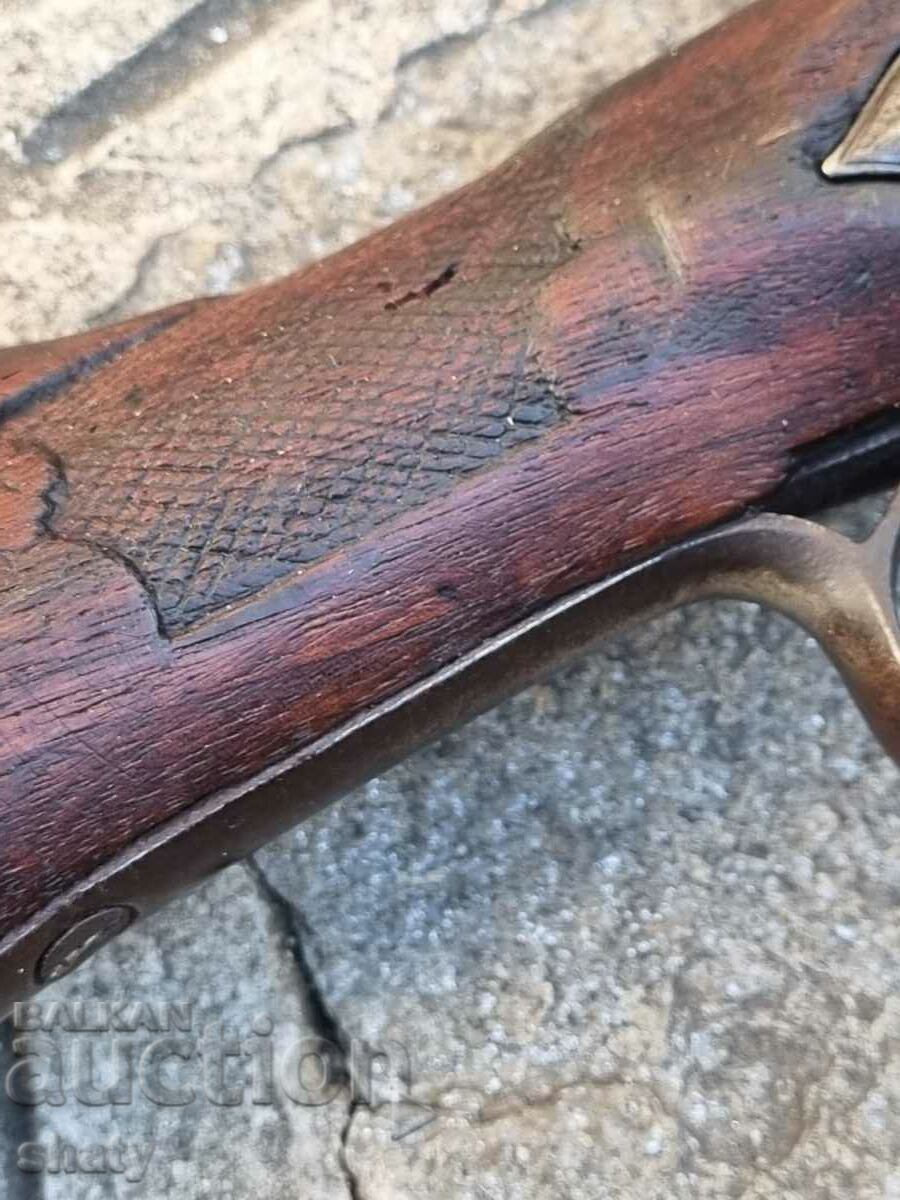 Delivery of An old rifle. A musket Delivery of An old rifle. A musket