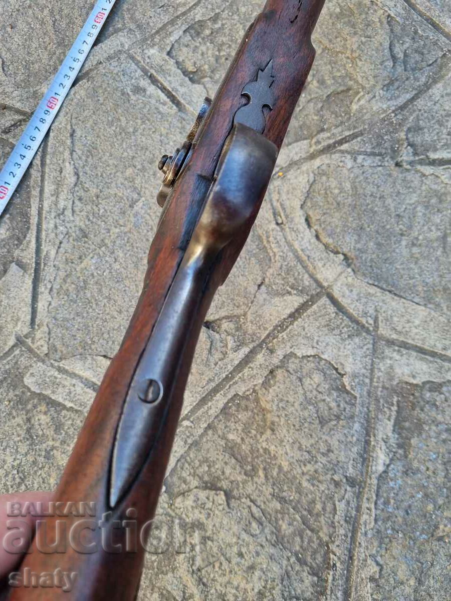 An old rifle. A musket - 5 An old rifle. A musket - 5