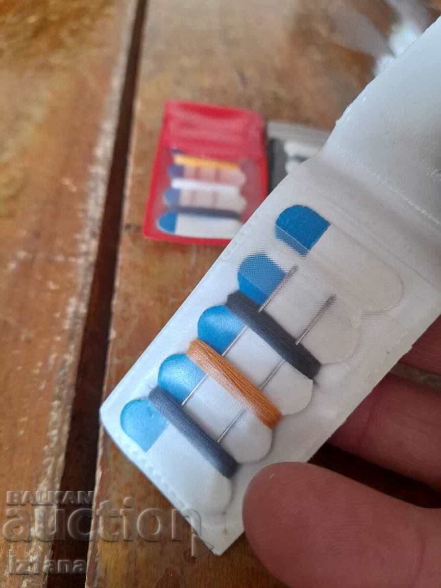 Delivery of Old tailor's kit