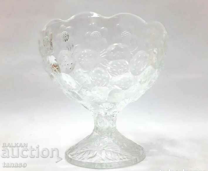 Vintage heavy glass bowl with stool(7.2)