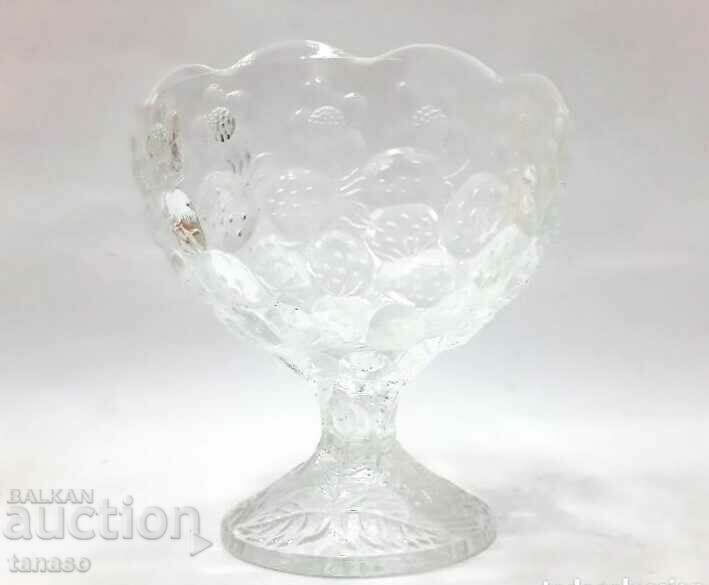 Vintage heavy glass bowl with stool(7.2) Vintage heavy glass bowl with stool(7.2)