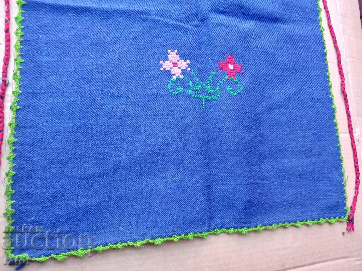 Delivery of Authentic woven aprons, costumes Delivery of Authentic woven aprons, costumes