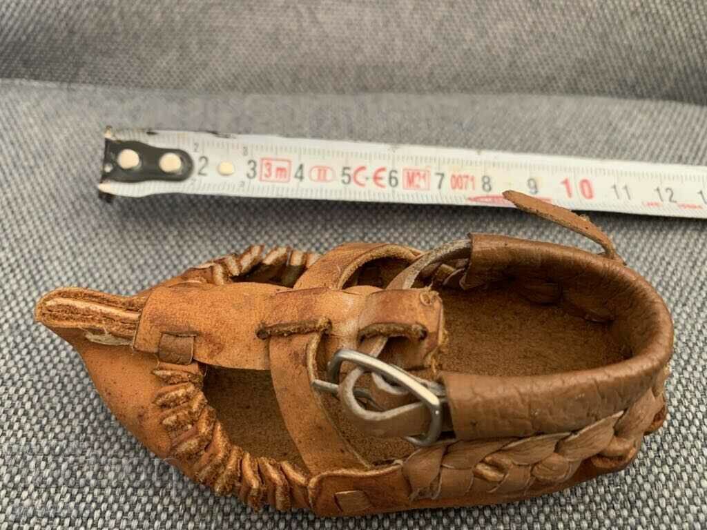 Licitație Geaca de piele veche suvenir Licitație Geaca de piele veche suvenir