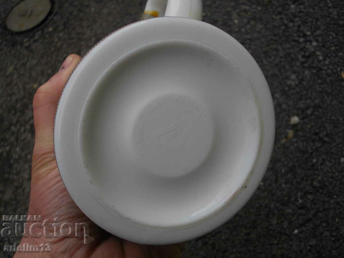 OLD PORCELAIN MUG WITH LANTERN - 6 OLD PORCELAIN MUG WITH LANTERN - 6