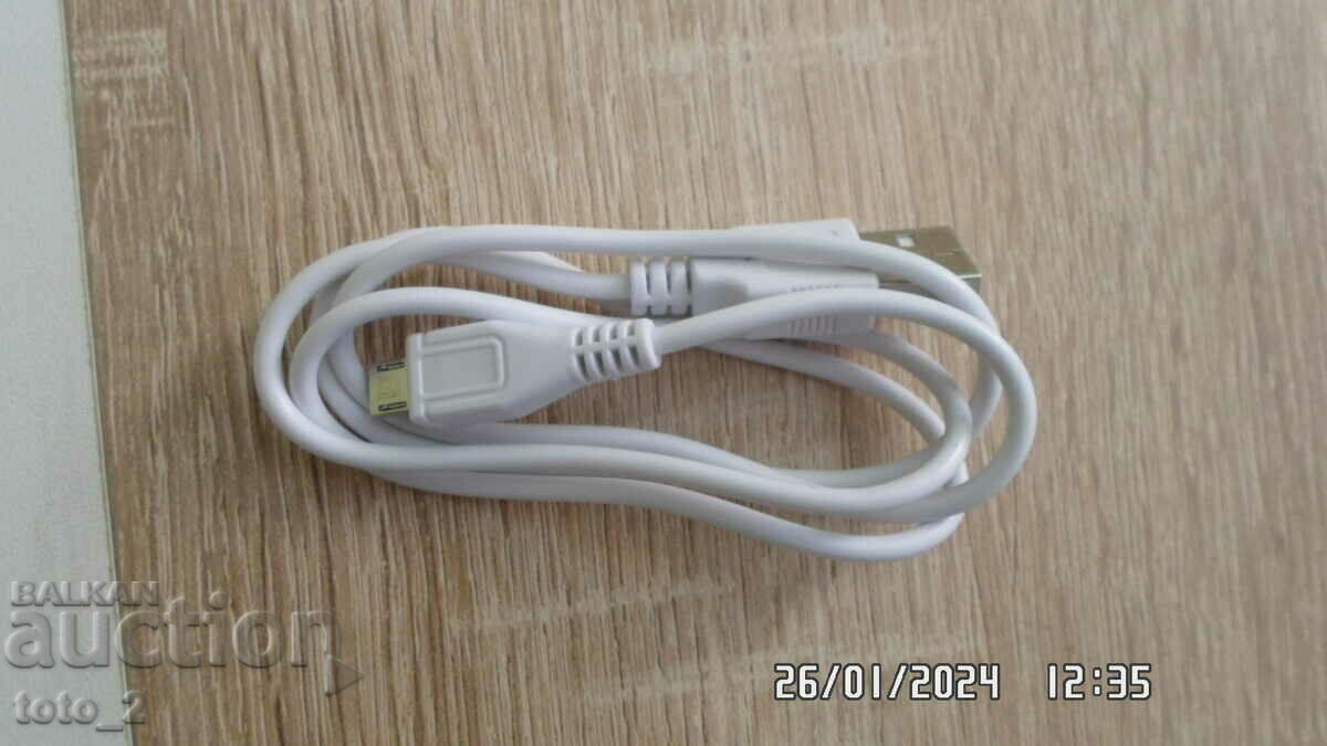 USB-MICRO A cable USB-MICRO A cable