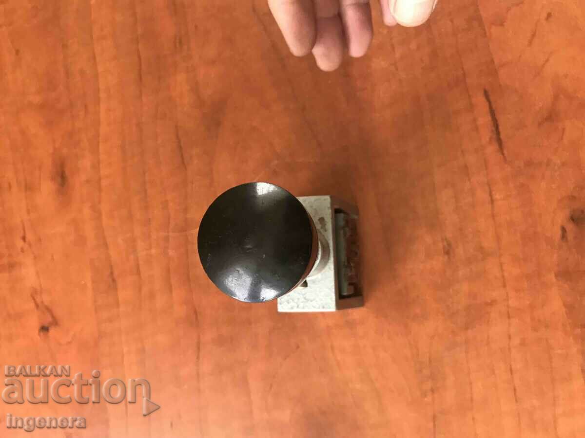 Auction NUMBER PRINT Auction NUMBER PRINT