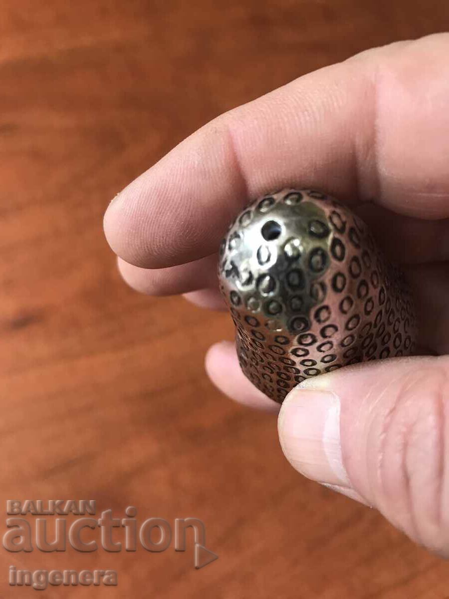 METAL SALT SHANK BEAUTIFUL HEAVY AND COMPACT ANTIQUE with price 17.00 BGN | € 8.69 METAL SALT SHANK BEAUTIFUL HEAVY AND COMPACT ANTIQUE with price 17.00 BGN | € 8.69