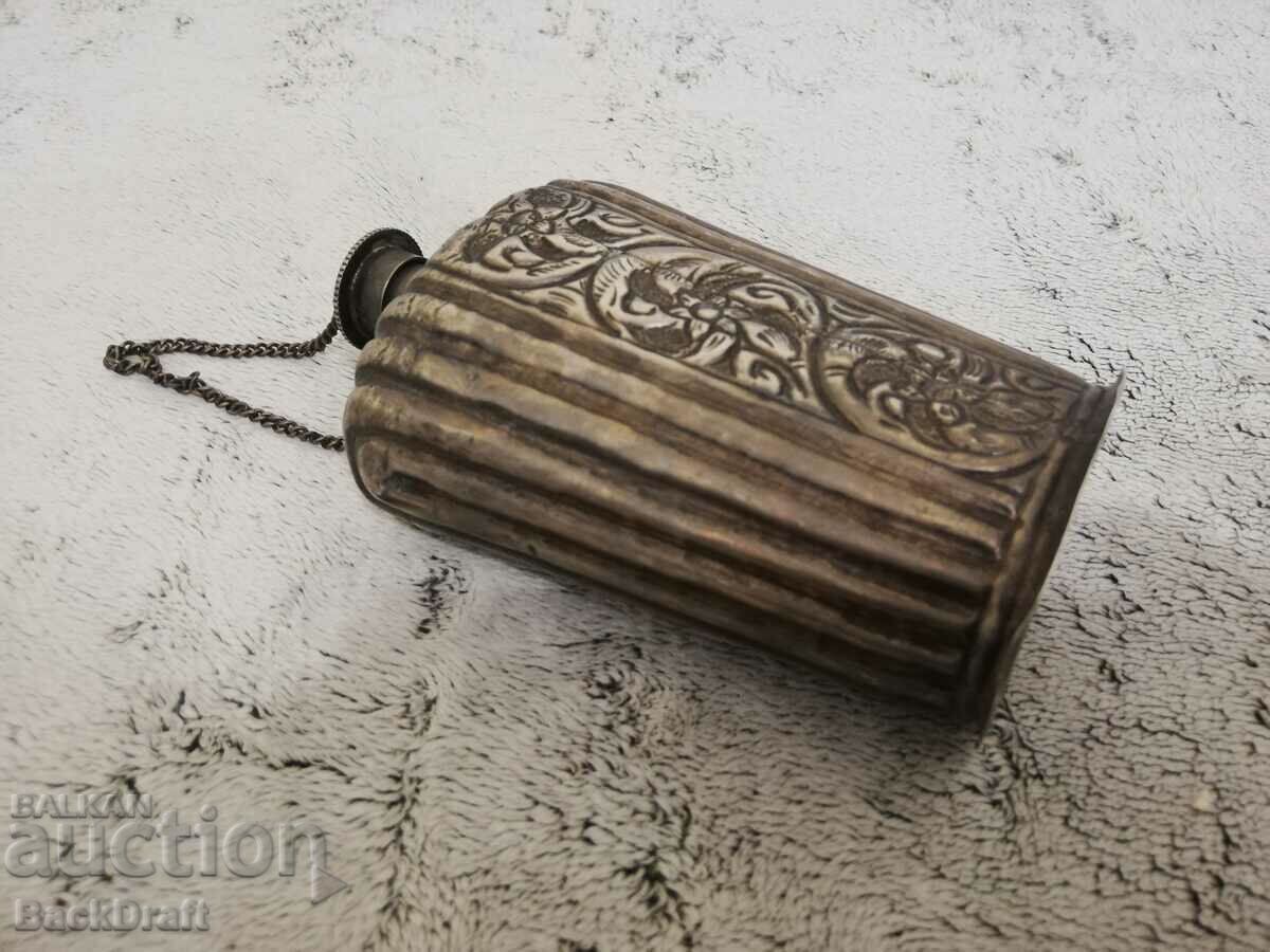 OLD AUTHENTIC FLORAL PAVOUR, POWDER BOX, REFUNDS - 7 OLD AUTHENTIC FLORAL PAVOUR, POWDER BOX, REFUNDS - 7