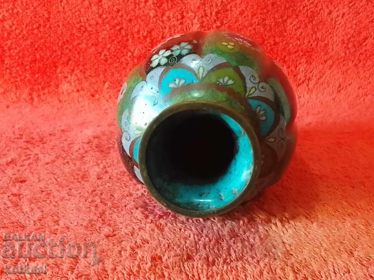 Delivery of Old vase 15 cm cellular enamel cloisonne cloisonne Asia Delivery of Old vase 15 cm cellular enamel cloisonne cloisonne Asia