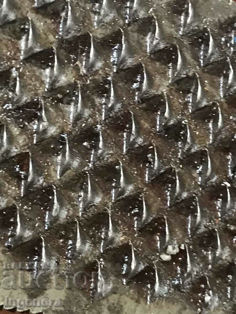 Auction HOOF FILE "Heller Red Tang" BRAND MARKED TOOL Auction HOOF FILE "Heller Red Tang" BRAND MARKED TOOL