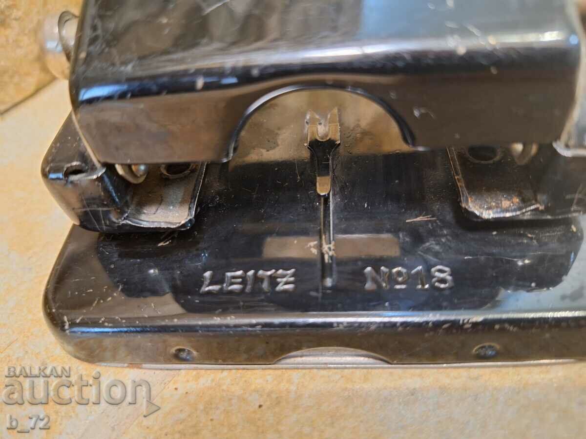 Delivery of Old collector's punch Delivery of Old collector's punch