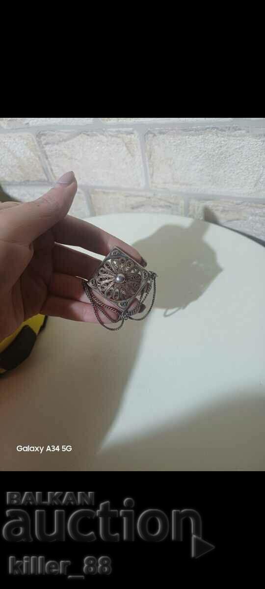 Стара сребърна брошка - 5 Стара сребърна брошка - 5