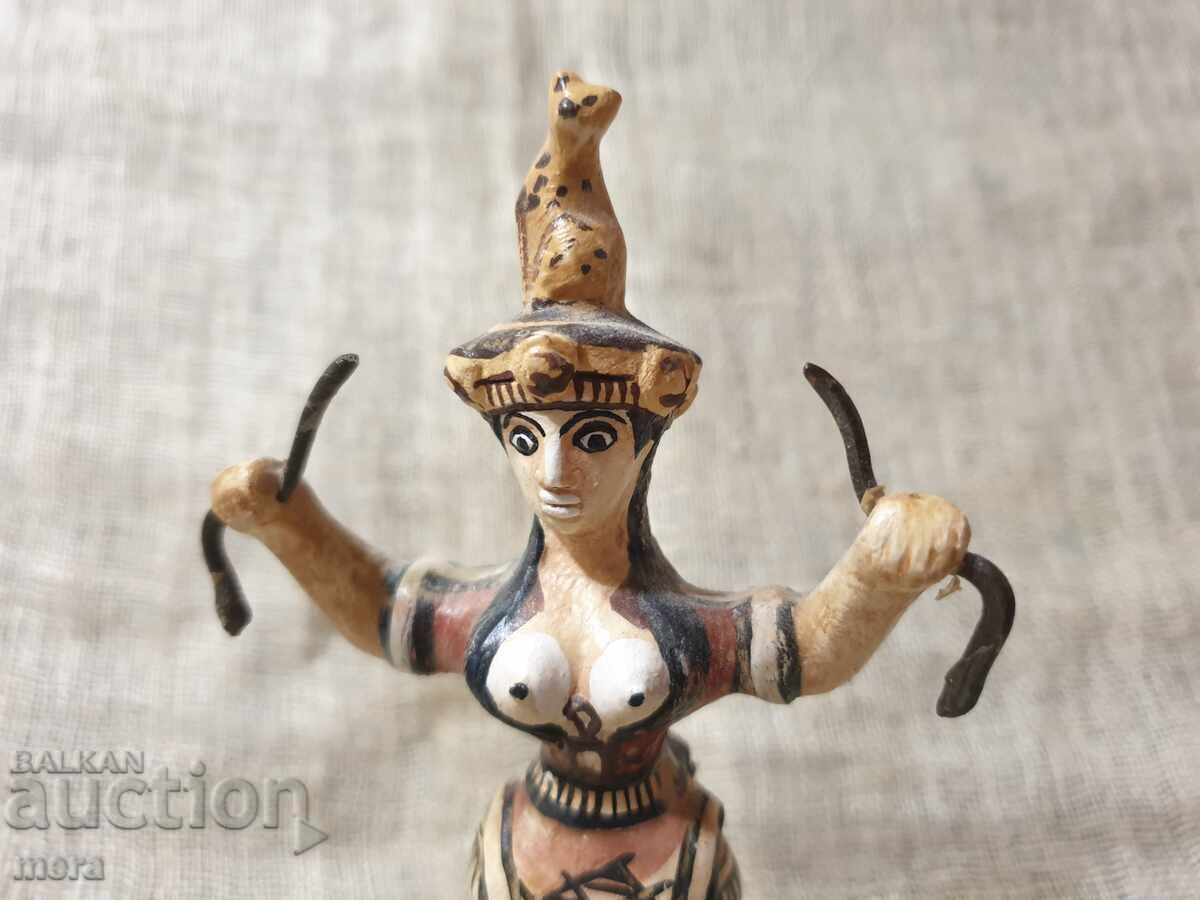 Porcelain figure of a deity with price 28.00 BGN | € 14.32 Porcelain figure of a deity with price 28.00 BGN | € 14.32