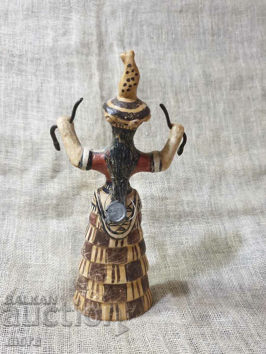 Delivery of Porcelain figure of a deity Delivery of Porcelain figure of a deity