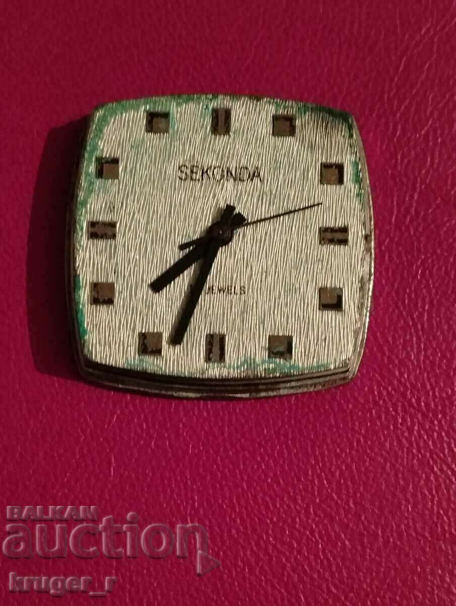 Δημοπρασία Μηχάνημα από τη SEKONDA Δημοπρασία Μηχάνημα από τη SEKONDA