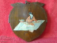 Panou din lemn cu jad din piatră semiprețioasă de muzician