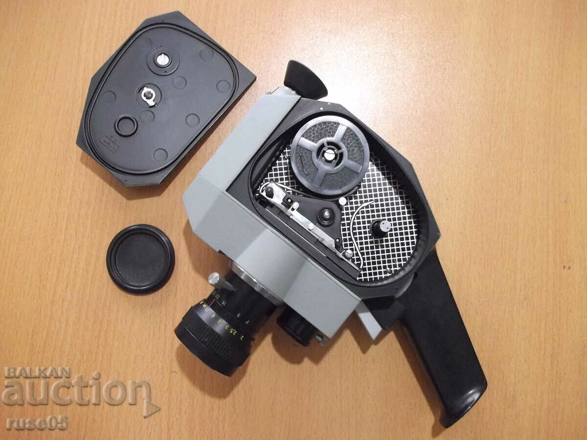 Cinema camera "QUARZ - ZOOM - DS8 - 3" Soviet working - 1 - 5 Cinema camera "QUARZ - ZOOM - DS8 - 3" Soviet working - 1 - 5