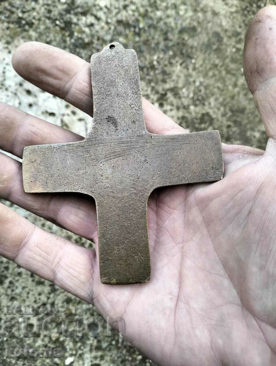 Delivery of Bronze cross Delivery of Bronze cross