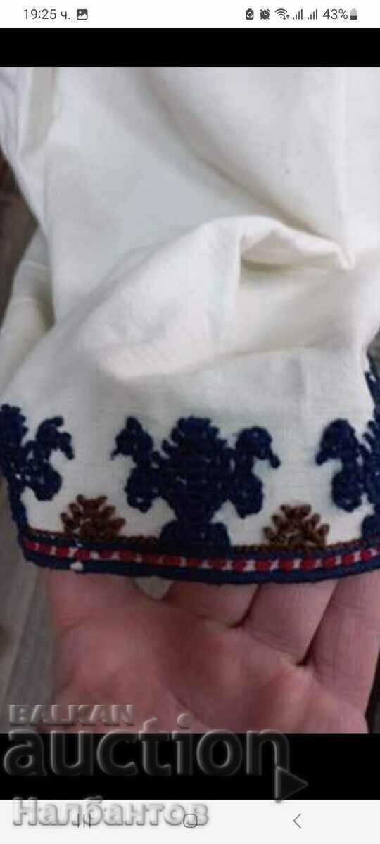 Auction OLD CROATIAN WOMEN'S SHIRT COSTUME Auction OLD CROATIAN WOMEN'S SHIRT COSTUME