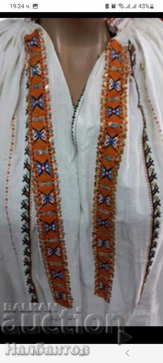 OLD CROATIAN WOMEN'S SHIRT COSTUME with price 650.00 BGN | € 332.34 OLD CROATIAN WOMEN'S SHIRT COSTUME with price 650.00 BGN | € 332.34