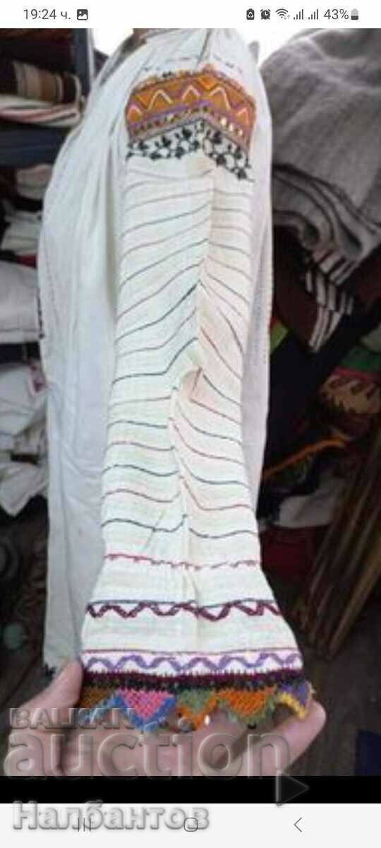 Delivery of OLD CROATIAN WOMEN'S SHIRT COSTUME Delivery of OLD CROATIAN WOMEN'S SHIRT COSTUME