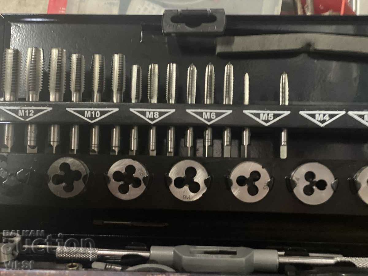 Auction Flats and taps metric 32-piece set PATRON P-M032-1 Auction Flats and taps metric 32-piece set PATRON P-M032-1