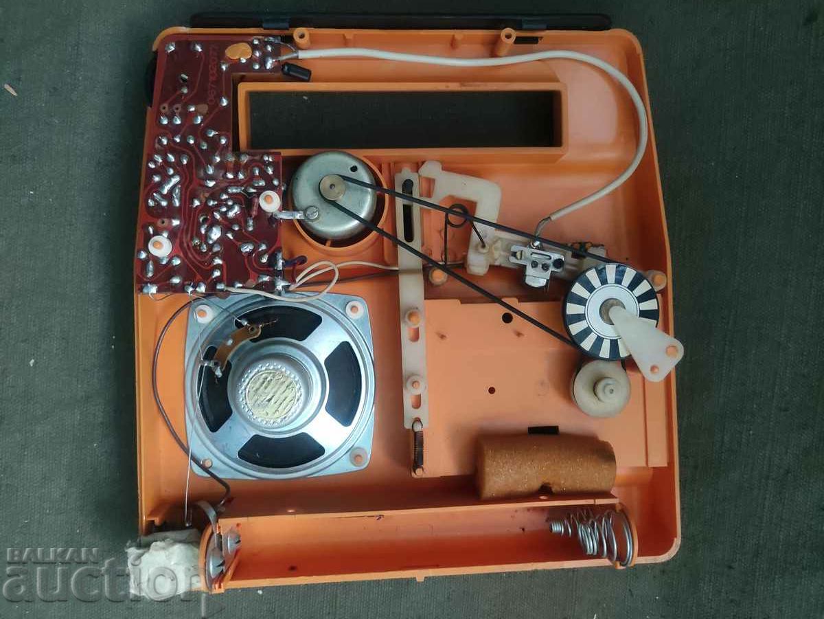 Licitație magnetofon Resprom Montana NRB