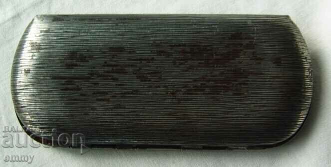 Ochelari vechi, de epocă, într-o cutie de metal - 6