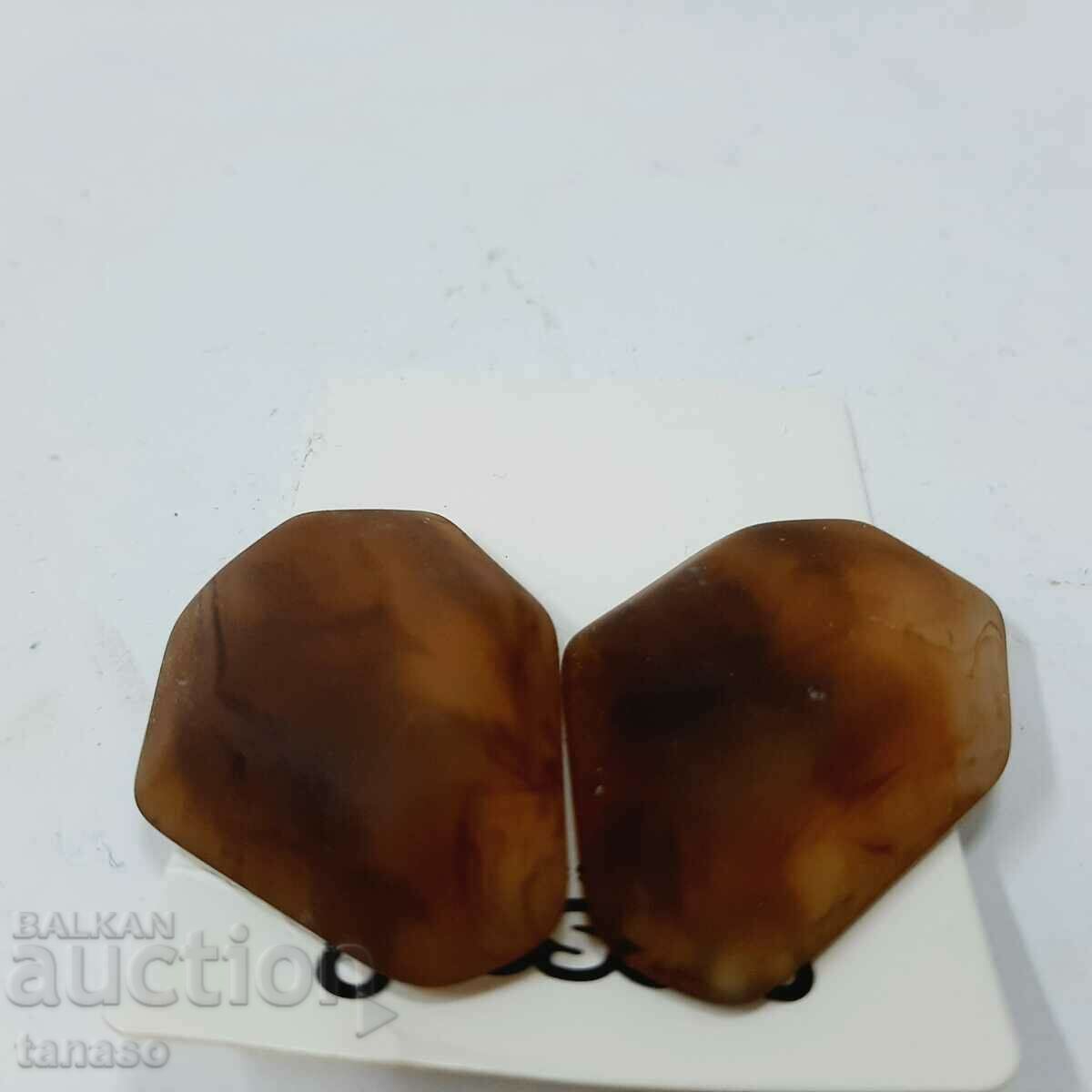 Livrarea Cercei din rășină, cercei(1.3)