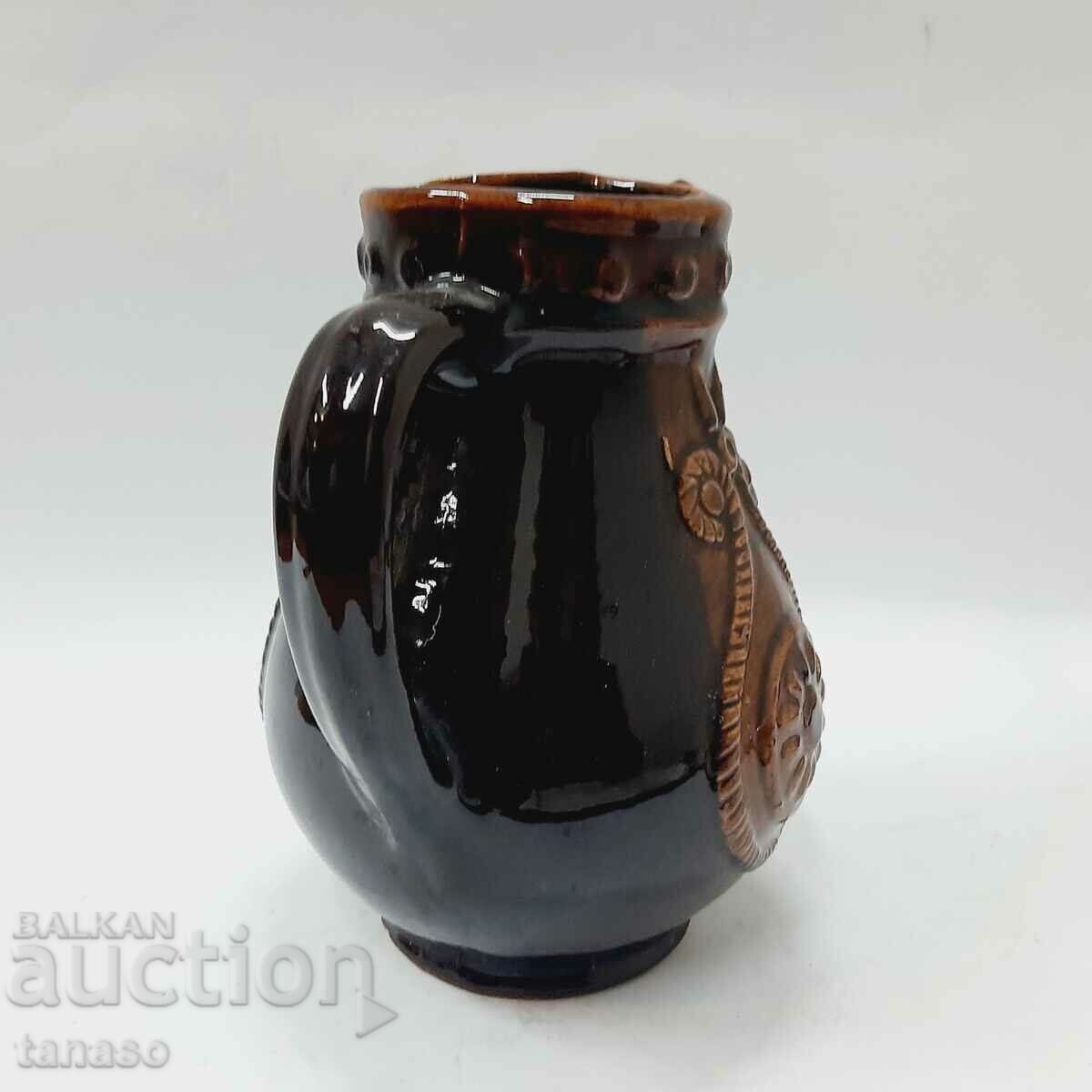 Delivery of Old ceramic jug, decorated (13.5)