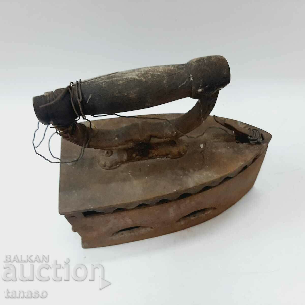 Old iron on fire(8.5) with price 45.00 BGN | € 23.01 Old iron on fire(8.5) with price 45.00 BGN | € 23.01