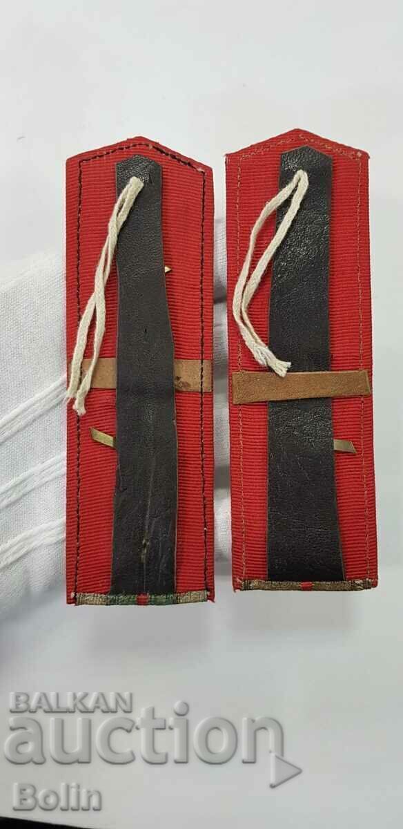 Very rare royal epaulettes Railway Regiment Lieutenant Boris III with price 450.00 BGN | € 230.08 Very rare royal epaulettes Railway Regiment Lieutenant Boris III with price 450.00 BGN | € 230.08