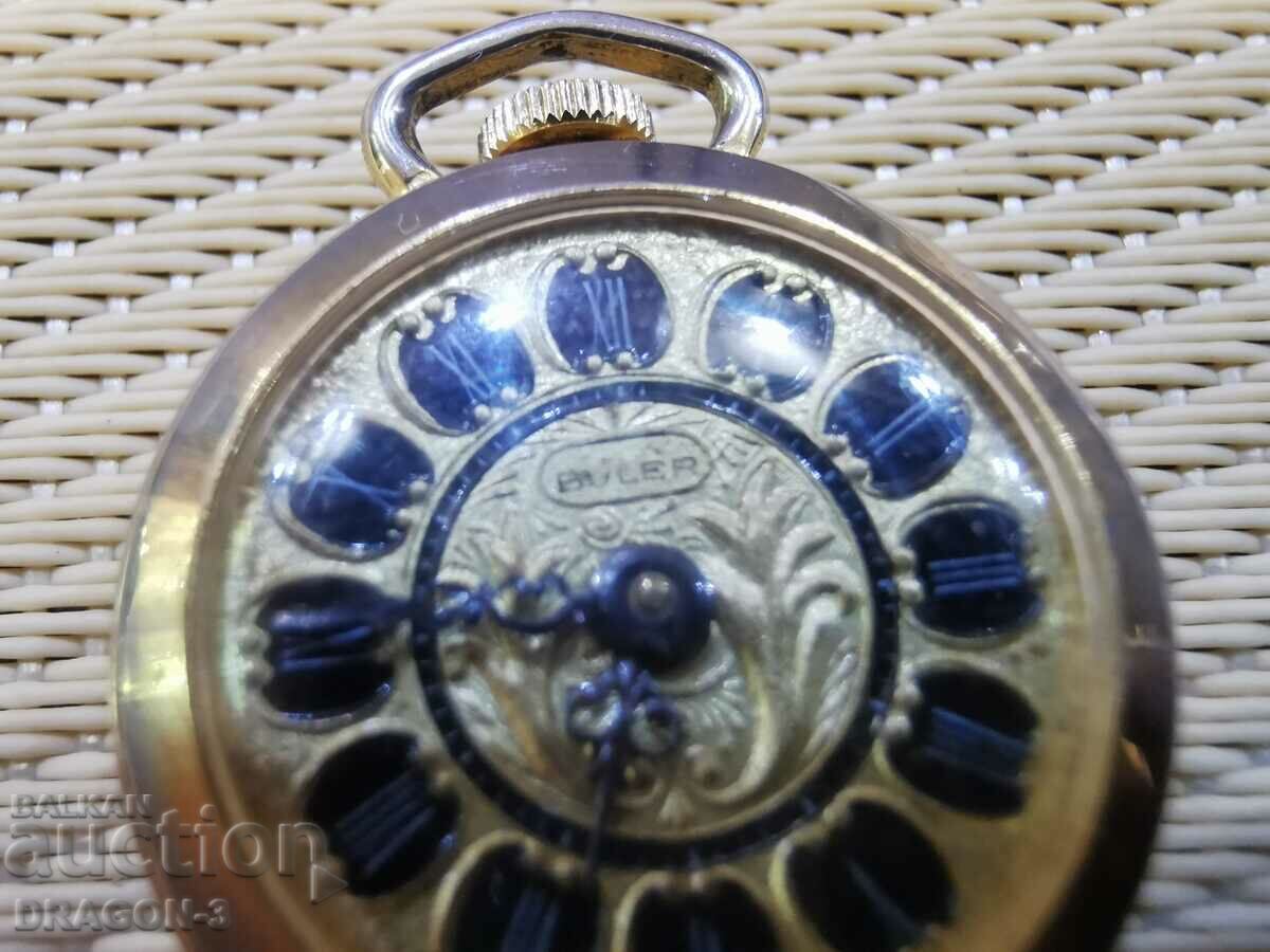 BULER cu preț 45.00 BGN | € 23.01