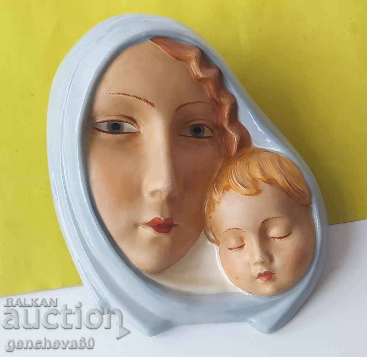 ROYAL DUX Винтидж релефна скулптура Мадона с младенеца