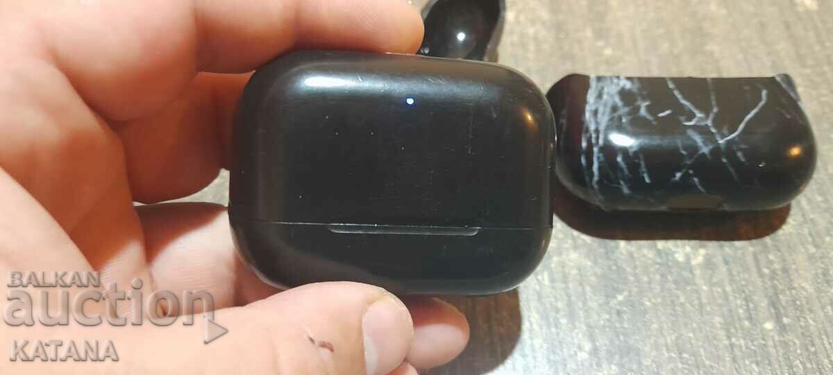 Auction Wireless Headphones Auction Wireless Headphones