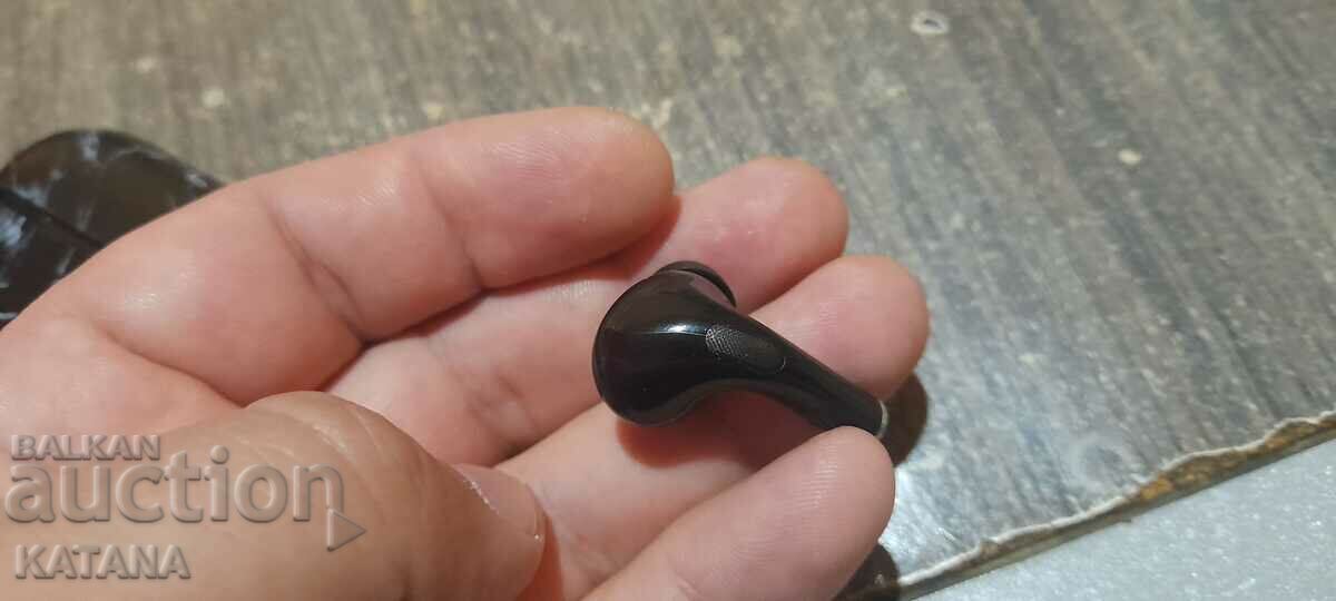 Wireless Headphones - 6 Wireless Headphones - 6