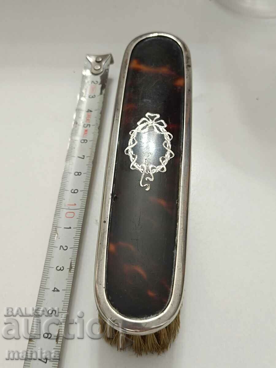 Old marked silver English brush 1946 - 7