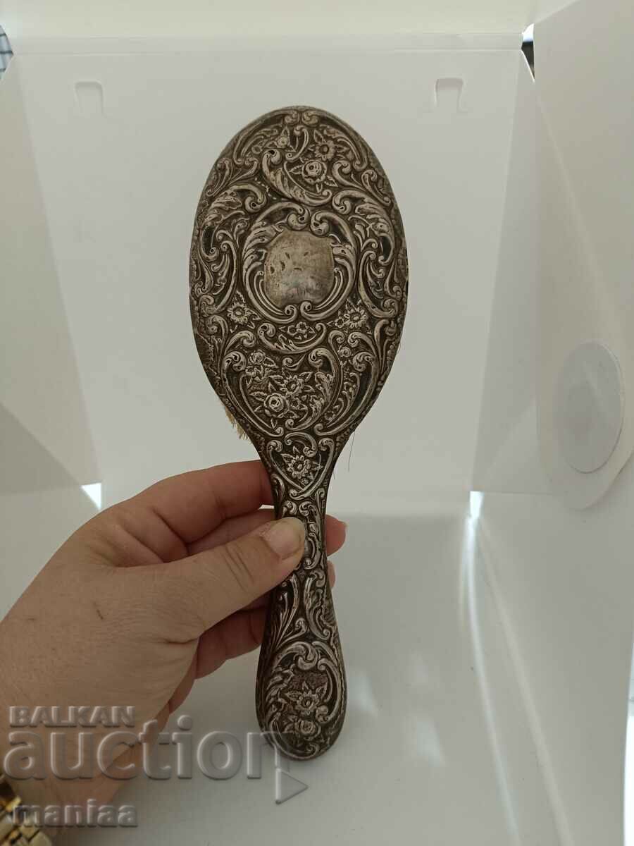 Old marked silver English brush 1910 with price 350.00 BGN | € 178.95 Old marked silver English brush 1910 with price 350.00 BGN | € 178.95