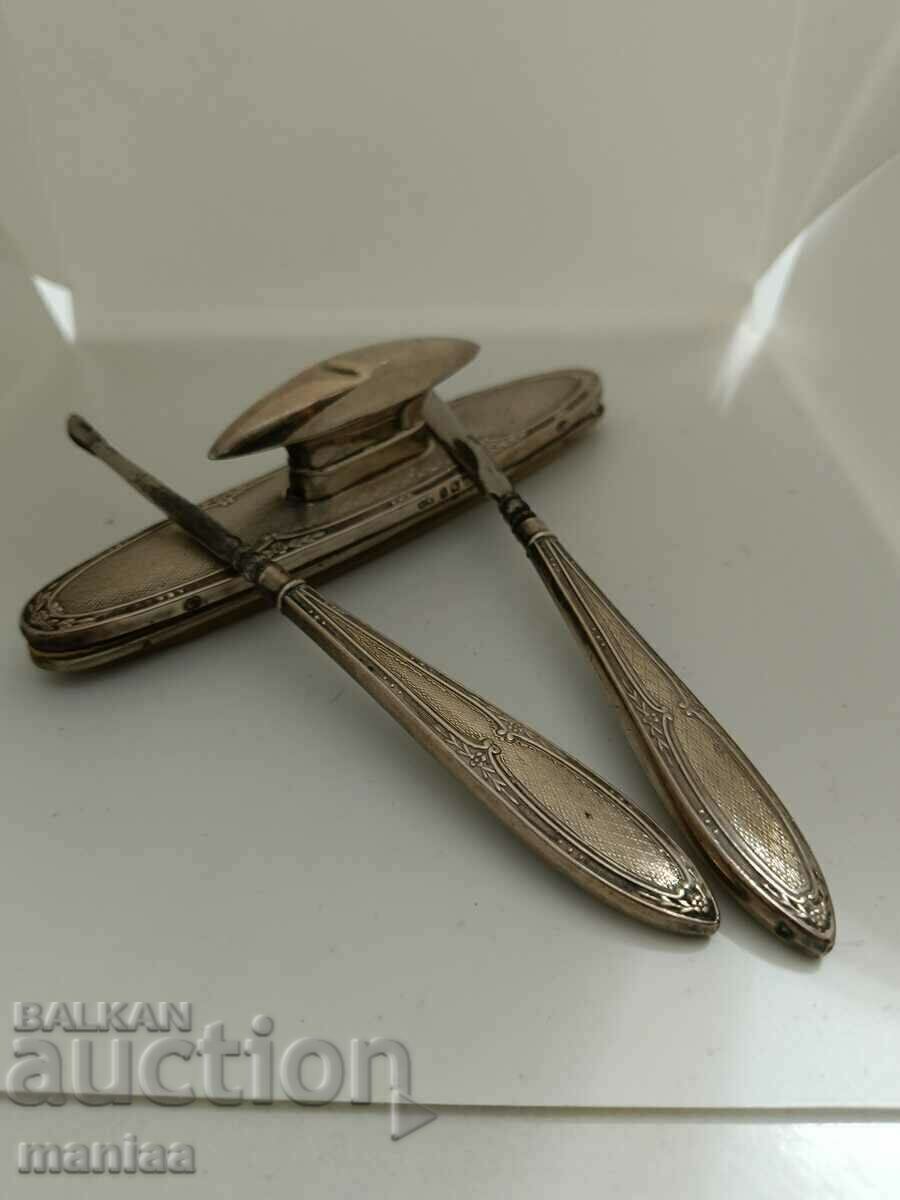 Auction  Old English silver set 1928