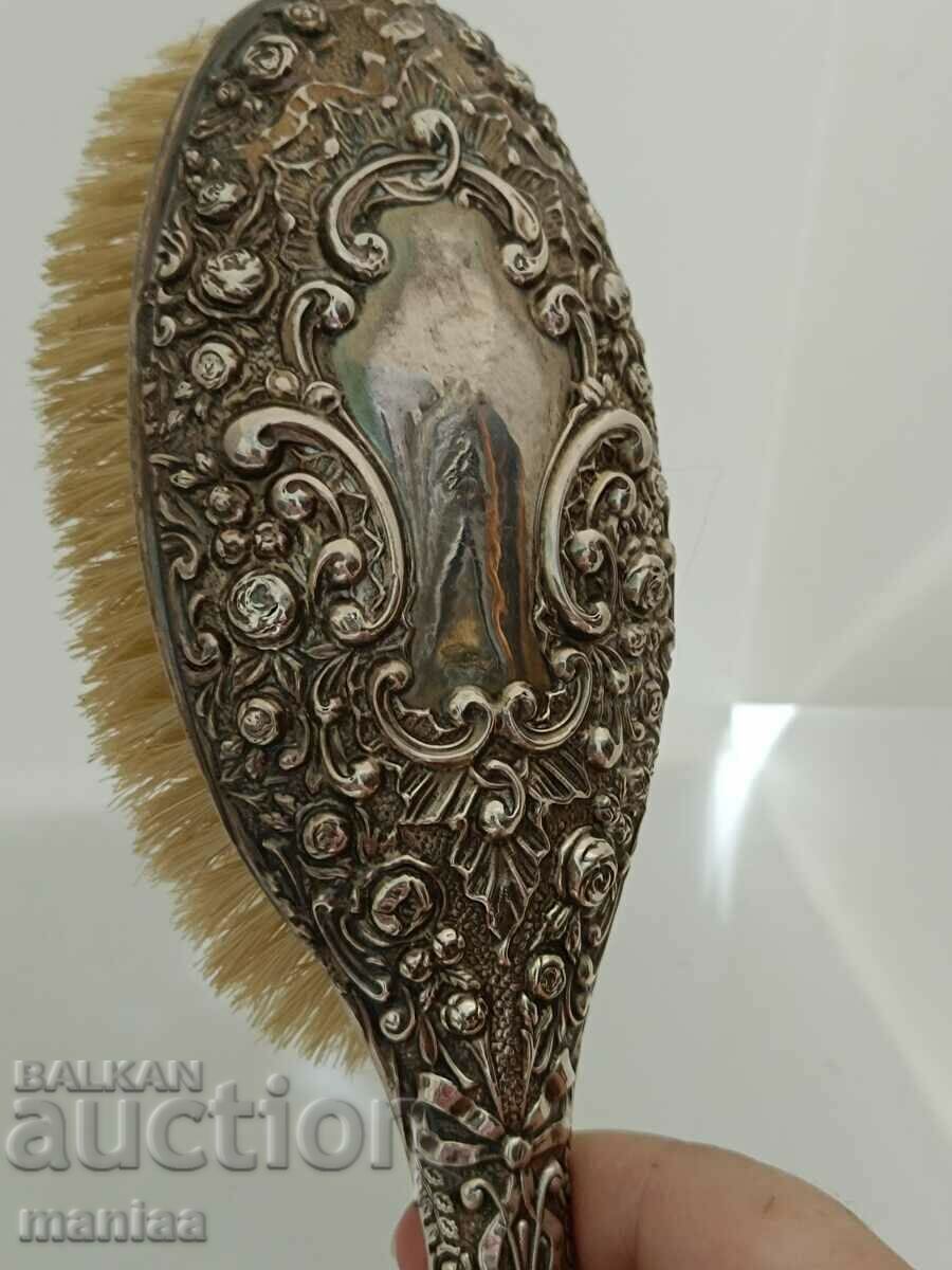 Old marked silver English hairbrush 1900 - 5 Old marked silver English hairbrush 1900 - 5