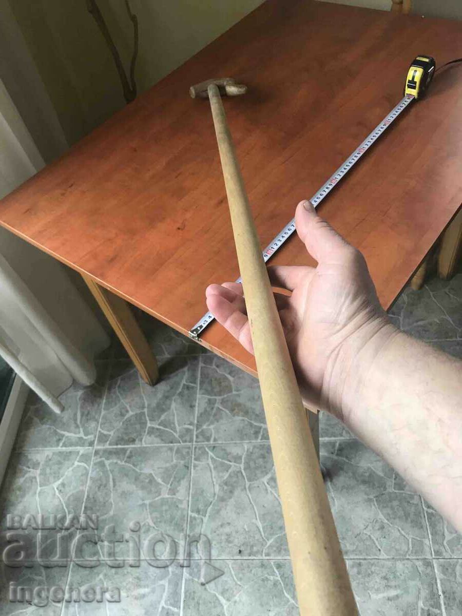 Delivery of GEGA SHEPHERD'S HIDE WOOD. 120 CM FOR CARDERS Delivery of GEGA SHEPHERD'S HIDE WOOD. 120 CM FOR CARDERS