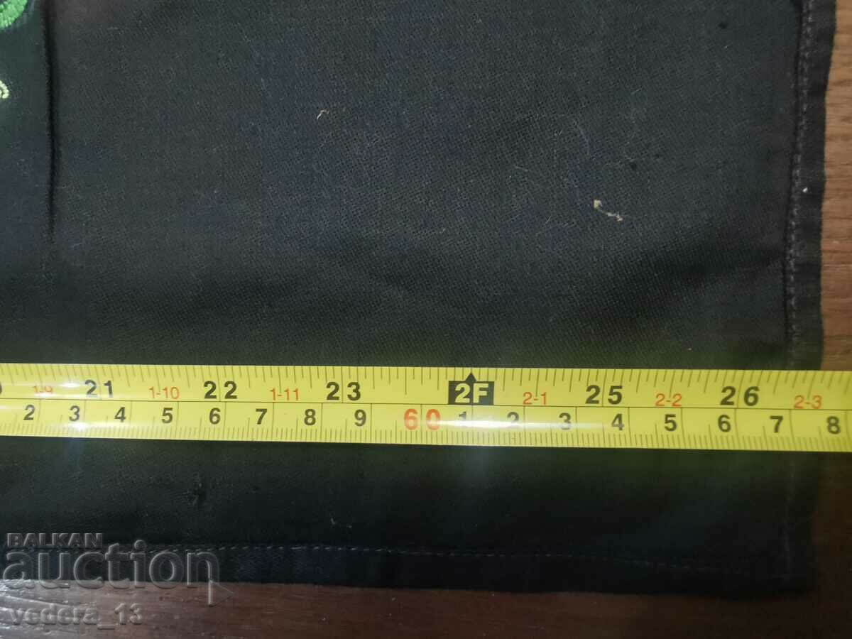 Delivery of FOLK COSTUME - APRON Delivery of FOLK COSTUME - APRON