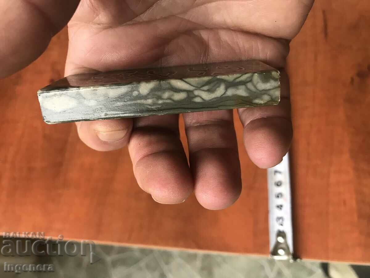 STONE TOTEM INSCRIPTION DESIRE - 7 STONE TOTEM INSCRIPTION DESIRE - 7