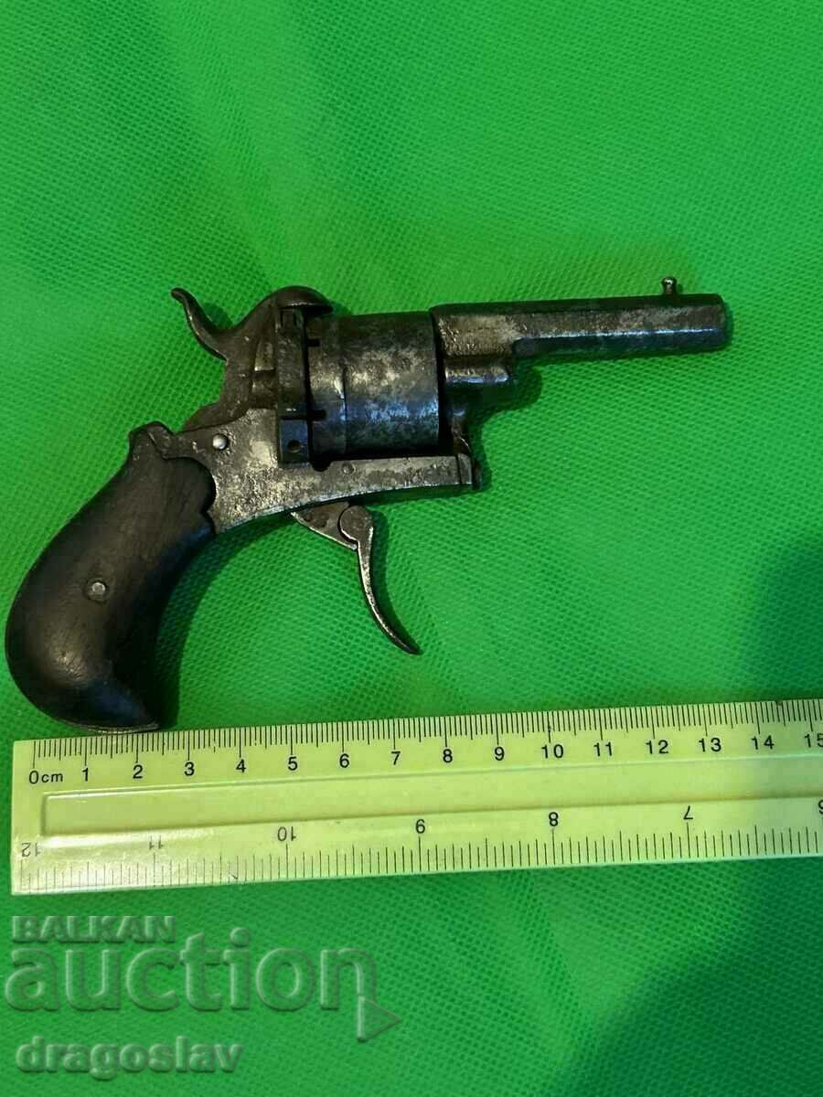 Стар револвер Лефуше 7 мм