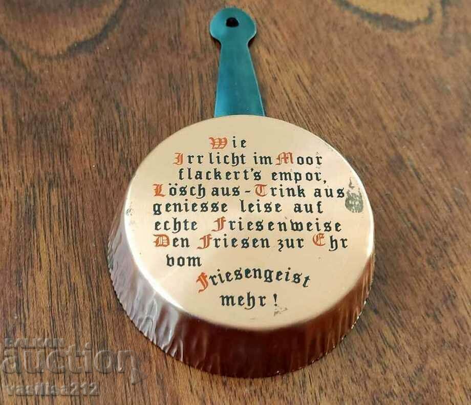 A copper pan with price 8.00 BGN | € 4.09 A copper pan with price 8.00 BGN | € 4.09