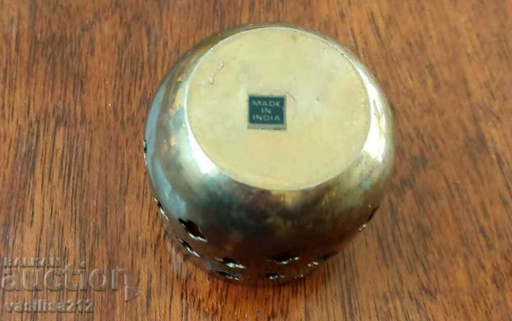 Bronze candlestick with price 6.00 BGN | € 3.07 Bronze candlestick with price 6.00 BGN | € 3.07