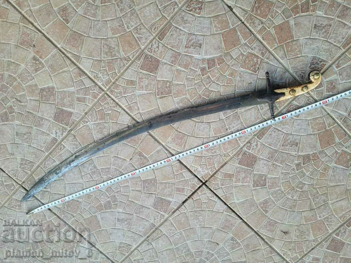 Delivery of Saber, broadsword, yatagan Delivery of Saber, broadsword, yatagan