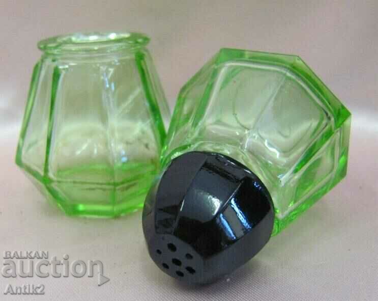 Vintich Oranium Glass Crystal Glass Salt Shakers 2 pcs. - 7 Vintich Oranium Glass Crystal Glass Salt Shakers 2 pcs. - 7