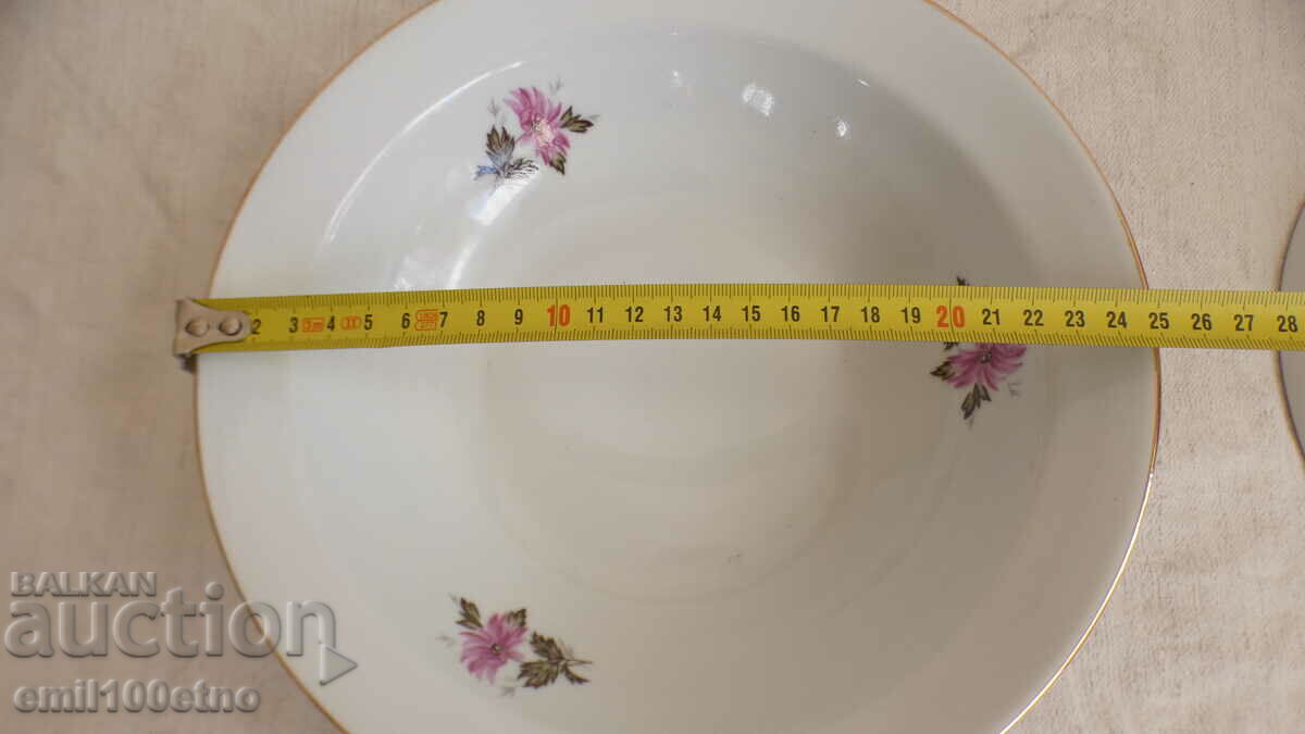 Bowl fruit bowl salad bowl old Bulgarian porcelain Kitka NP - 5 Bowl fruit bowl salad bowl old Bulgarian porcelain Kitka NP - 5