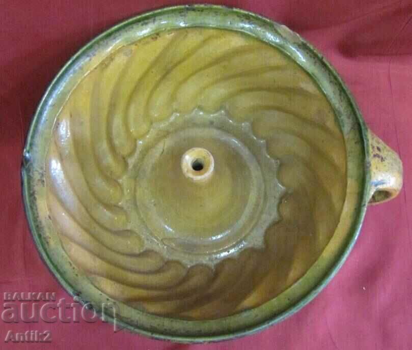 19th century Ceramic Cupcake Pan - 5 19th century Ceramic Cupcake Pan - 5